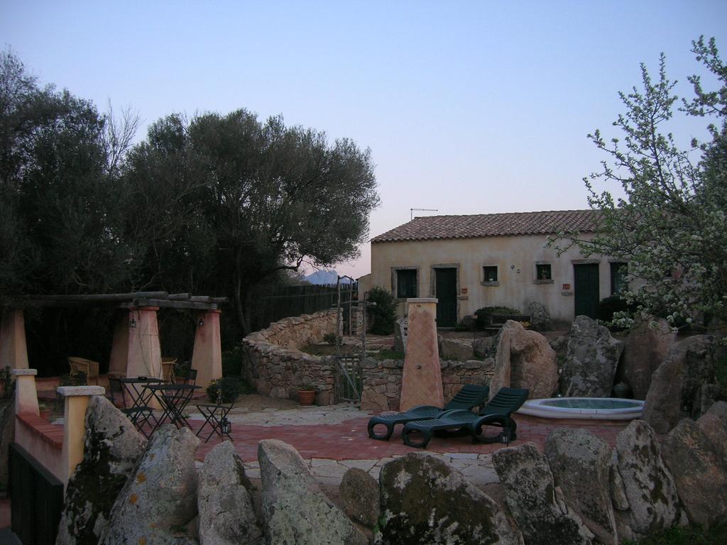 La Mesenda Rooms & Apartments Arzachena Luaran gambar