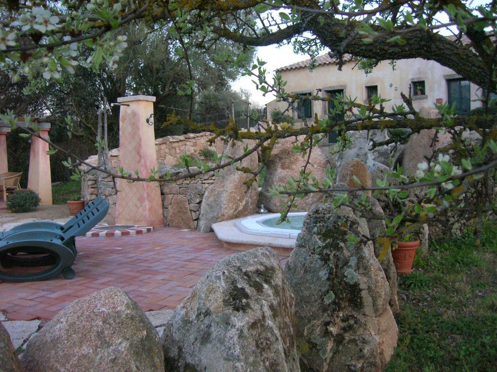 La Mesenda Rooms & Apartments Arzachena Luaran gambar