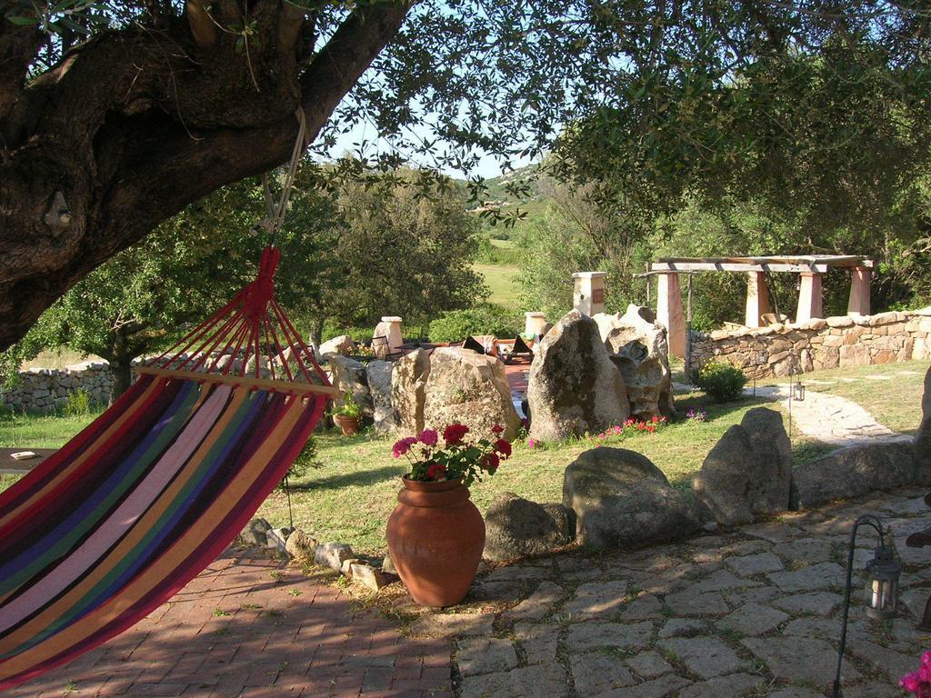 La Mesenda Rooms & Apartments Arzachena Bilik gambar